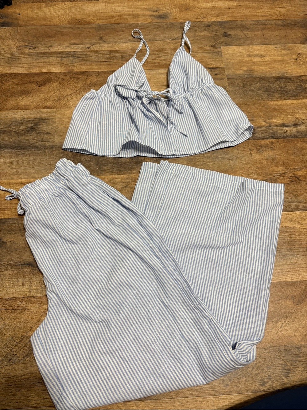 SHEIN Blue White Striped 2 Piece Crop Top Wide Leg Pants Set Size Medium